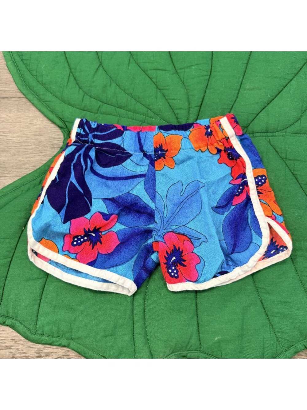 Elli-O Hawaii 4T Vintage Hawaiian Fabric Handmade Retro Shorts
